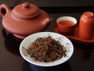 红茶作用禁忌 红茶栽培是怎么栽培 红茶的作用和禁忌