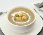 西餐汤的做法：西红柿牛腩汤 奶油玉米浓汤