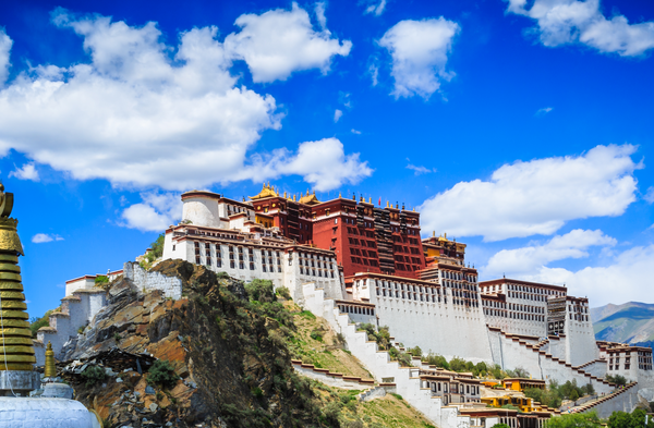 西藏十大适合中老年人旅游的地方 西藏适合老人玩的景点排名