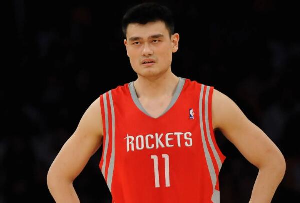 姚明上榜(首位进入篮球名人堂的中国人) 亚洲运动员影响力排行