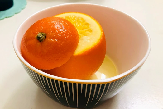盐蒸橙子还是冰糖蒸橙子好？蒸橙子放盐还是冰糖哪个效果好？