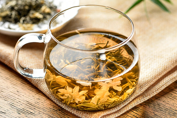 茉莉花茶有什么养生保健功效 茉莉花茶是绿茶吗